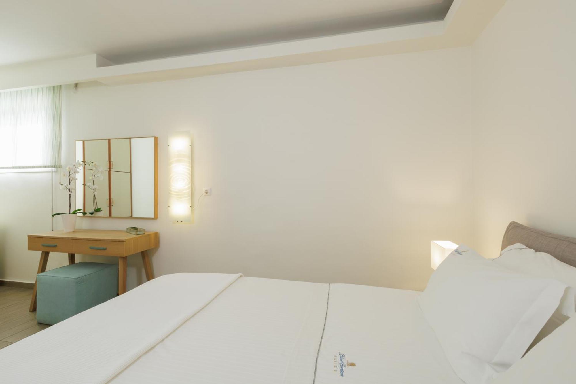 Blue Horizon Suites Parálion Ástros Esterno foto