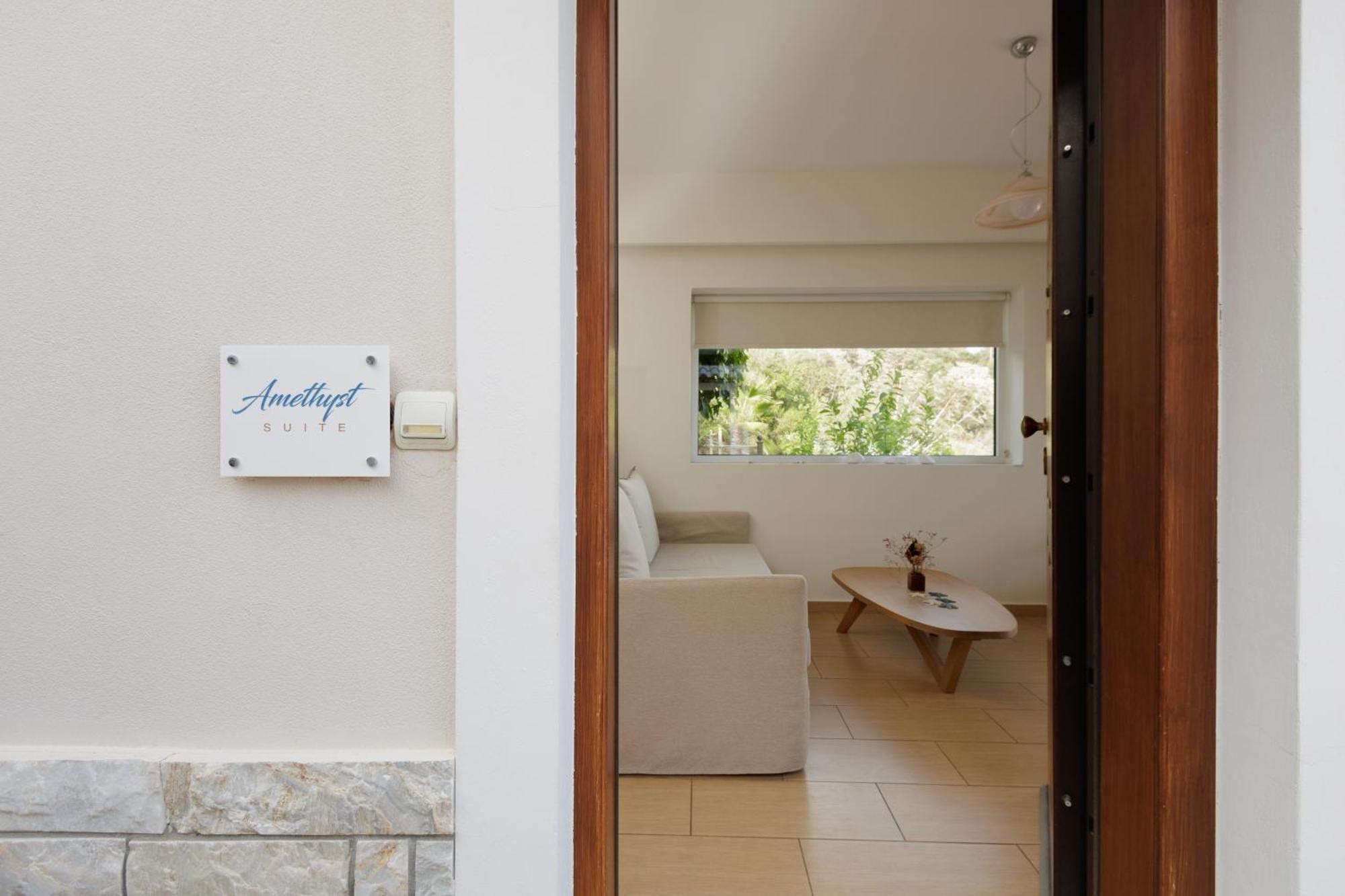 Blue Horizon Suites Parálion Ástros Esterno foto