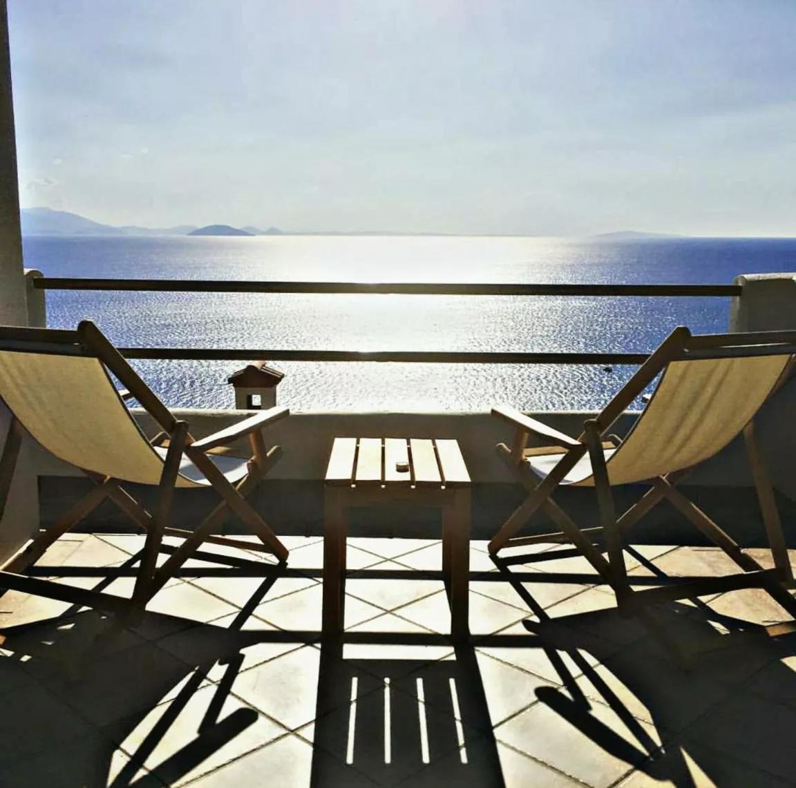 Blue Horizon Suites Parálion Ástros Esterno foto
